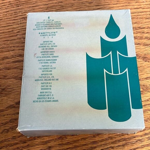 NIB 4 Vintage Colonial Candle-PartyLite 5” Unscented BellTop Christmas Red Taper - Picture 2 of 4